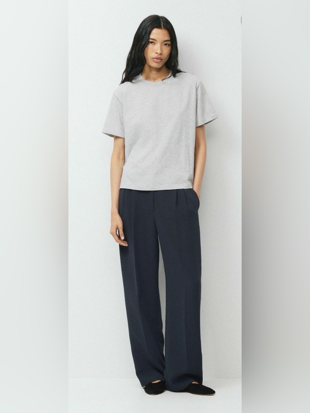 Aritzia Wilfred The Effortless Pant Back 4
